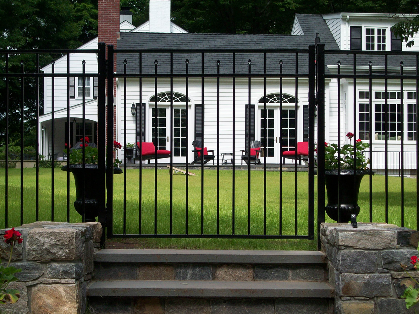 Aluminum decorative fencing in Mahopac New York