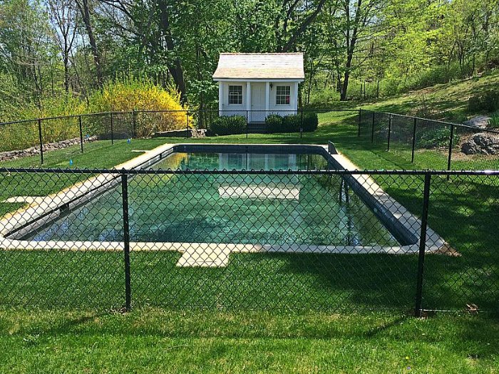 Chain Link fence - Chain Link Pool Fence style