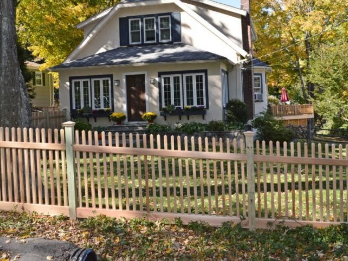 wood fence - Classic Victorian Picket style