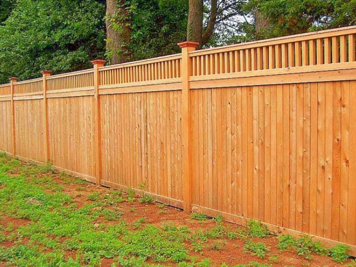 wood fence - Cedar Tongue & Groove Spindle Top style