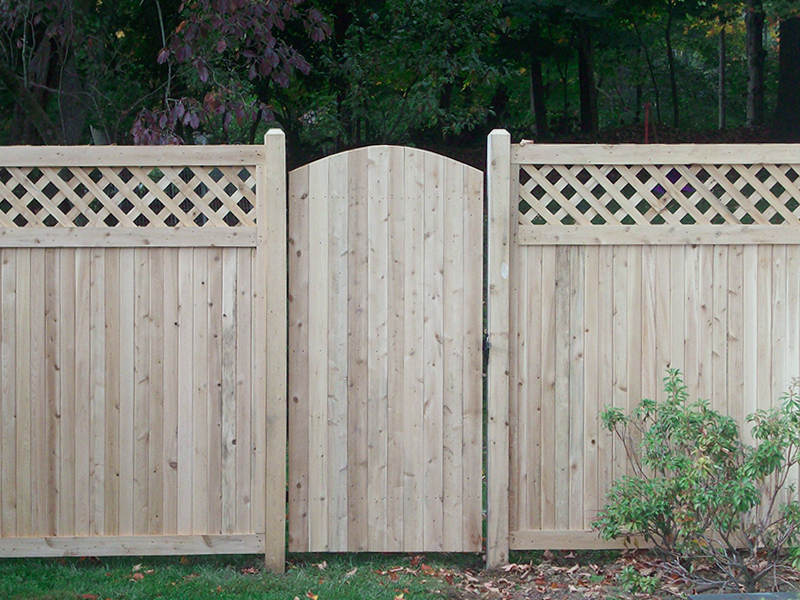 wood fence Bedford Corners New York