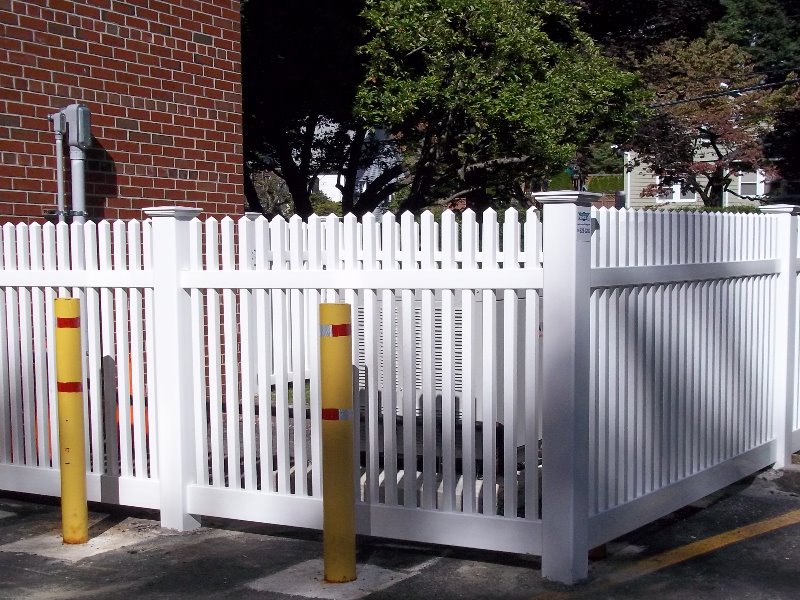 Mahopac New York commercial fencing company